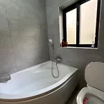 Apartament In A New Bright 3-bedroom *