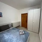 In A New Bright 3-bedroom Apartament
