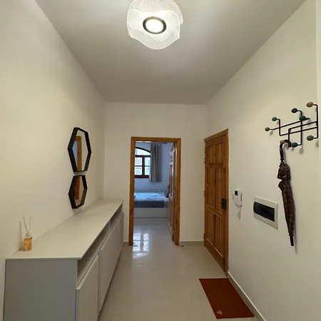 Апартаменты In A New Bright 3-bedroom Слима