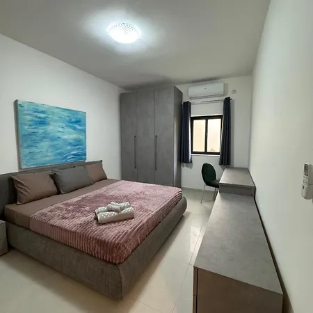 In A New Bright 3-bedroom Apartment *