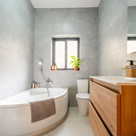 Apartment In A New Bright 3-bedroom Sliema