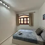 In A New Bright 3-bedroom Apartman Sliema
